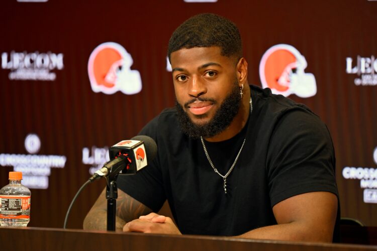 Verse vows to bring his own style after Garrett trade